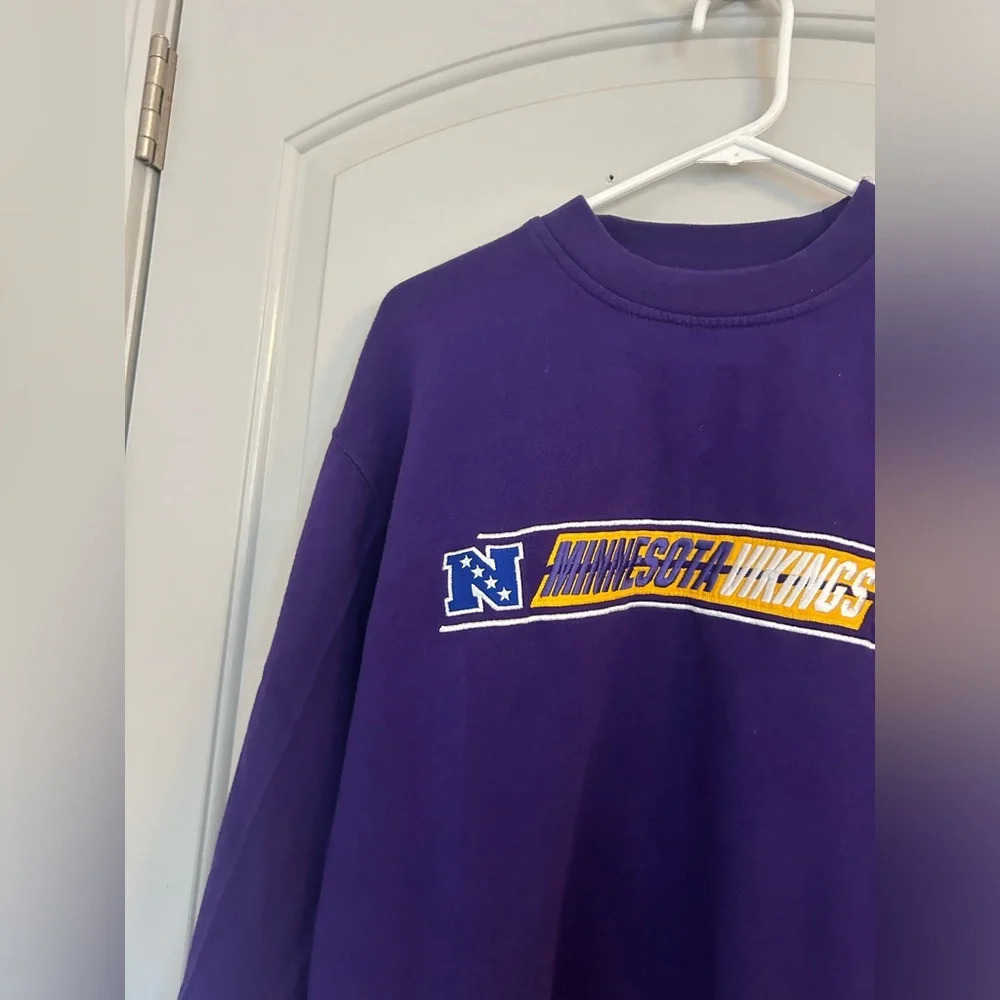 Vintage NFL Minnesota Vikings Football Crewneck Embroidery Logo size medium - Picture 4 of 9